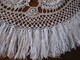 190 - 2 Napperons Au Crochet Avec Franges - Tablemates