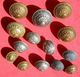 Delcampe - Lot 42 Boutons Gendarmerie Française Anciens Et Infanterie Grenades Knopfes  à Nettoyer Indivis - Bottoni