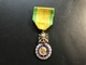 Medaille Militaire  « valeur & Discipline » Ve Republique 1 Trefle - France