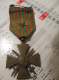 Médaille Croix De Guerre 1914 1918  - Une étoile Sur Le Ruban - Bronze ?  - Bt1 -  R/v - France