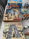 Delcampe - GROS LOT DE FIGURINES ET DIVERS TINTIN ASTERIX SPIROU STROUMPH Etc... - Lots De Plusieurs BD