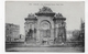 LILLE - N° 2074 - LA PORTE DE PARIS AVEC PERSONNAGES - CPA VOYAGEE - Lille