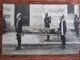 POMPIERS D'AGEN 1920 "  Ambulance. Transport D'un Blessé " Véritable Photo. - Agen