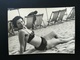 VOYAGE D UN COUPLE EN FRANCE -  ITALIE VARIGOTTI EN 1964 MER PLAGE JEUX MONTAGNES LOT 25 PHOTOS ORIGINALES NOIR -  BLANC - Places