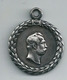 RUSSIE Belle Médaille De STALINE ( Metal   Argentée  Dim 32 Mm ) - Other & Unclassified