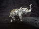 Delcampe - 32973 Varia (im Briefmarkenkatalog): EDELSTEIN-ELEFANTEN: Unglaubliche Sammlung Von 122 Herrlichen Elefant - Sonstige & Ohne Zuordnung