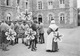 PHOTO(RETIRAGE) Septembre 1918 DINAN 22 COTES D'ARMOR SOLDATS ET BLESSES EN CONVALESCENCE COUVENT HOPITAL . ! - Autres & Non Classés