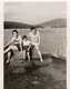 Delcampe - 9 Photos 1950 Scene De La Vie Plage Maillot De Bain Femme Enfant Homme - Anonymous Persons