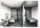 Carte ( Format 15 X 10,5 Cm ) De BRIEY EN FORET  La Cité Radieuse  Architecte Le Corbusier Chambre Décor Antoine Benoit - Briey