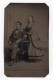 USA ? Portrait Couple Homme Assis Mode Ancien Ferrotype Photo 1880's - Old (before 1900)