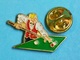 1 PIN'S  //  ** JOUEUR / BILLARD FRANCAIS ** 3 BILLES / Ø 61,5 Mm ** - Billard