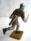 FIGURINE STARLUX -  SOLDAT MEDIEVAL CHEVALIER ARCHER CHARGEANT ARC ET EPEE Incomplet - Starlux
