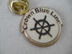 Pin's - CROWN BLUE LINE Location De BATEAUX - Gourvernail De Bateau - Boats