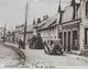 SISSONNE - RUE DE LA SELVE AVEC VIEILLES VOITURES - CPA NON VOYAGEE - Sissonne