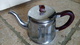 Delcampe - THEIERE En INOX & BAKELITE - Vintage - Rutilante Chrome !!! - Theepot