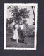 Photo Originale Vintage Snapshot Joinville  Haute Marne Couple Femme Homme Vue Prise Sur La Côte Du Château - Places