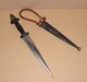 Delcampe - Couteau Africain Poignard De Bras - Origine Inconnue - 36 Cm - Knives/Swords