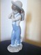 Porzellan-Figur - Junge Mit Rosenkorb  (579) Preis Reduziert - Lladro (ESP)