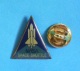 1 PIN'S  //  **  NASA / SPACE SHUTTLE / NAVETTE SPATIALE AMÉRICAINE ** - Space