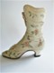CHAUSSURE MINIATURE COLLECTION VICTORIAN WEDDING BOOT JUST THE RIGHT SHOE - Sonstige & Ohne Zuordnung