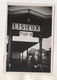 PHOTOGRAPHIE DE 1949, DAME AU QUAI B EN GARE DE LISIEUX CALVADOS, VOIR LES SCANNERS - Lieux