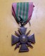 MEDAILLE MILITAIRE : CROIX DE GUERRE 1939-1940 .REPUBLIQUE FRANCAISE. ETAT VOIR PHOTO. - France