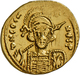 Constaninus IV. (668 - 685): Gold-Solidus, Constantinopel, 6. Officin, Behelmte Büste Frontal / Kreu - Byzantines