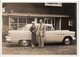 < Automobile Auto Voiture Car >> Belle Carte Photo Originale 7 X 11 Buick 40 Special 1954, Couple à Tokyo - Automobiles