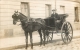 CARTE PHOTO  ATTELAGE DE CHEVAL EN VILLE - A Identifier