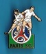 1 PIN'S //  ** PSG / PARIS SAINT GERMAIN ** . (Arthus Bertrand Paris) - Arthus Bertrand