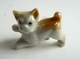 FEVE EN PORCELAINE ANCIENNE ALLEMANDE CHIEN BOULEDOGUE JOUE BEIGE  Marqué GERMANY - Animaux