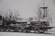 Photo La Vie Du Rail, Loco à Vapeur Type Crampton Numéro 80 Avec Tender Numéro 122 .Format 24/30 - Eisenbahnen