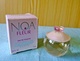 Miniature  "NOA Fleur" De CAcharel Eau De Toilette 7 Ml Dans Sa Boite (M076) - Miniatures Femmes (avec Boite)