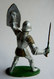 Figurine CYRNOS MOYEN AGE MA03 CHEVALIER BRANDISSANT EPEE ECU Dauphins Lys 60's Pas Starlux Clairet - Starlux