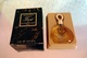 Miniature  "FIRST " De VAN CLEEF&ARPELS Eau De Toilette 5 Ml Dans Sa Boite  (M076-2) - Miniaturas Mujer (en Caja)