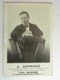 CPA (75) Paris - A. DEPRINCE - Accordéoniste.  Maison Paul Beuscher 27 Bd Beaumarchais - Instruments Musique - Paris (04)