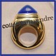 BOUCHERON :  Broche En Forme De Bague Représentant Le Flacon De Parfum Boucheron. - Accessoires