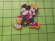 1418c Pin's Pins / Beau Et Rare / THEME DISNEY : DESSIN ANIME DISNEY MICKEY ET MINNIE - Disney