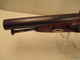 Delcampe - Pistolet A Silex - De Vennerie - Long De 38 Cm - Double Canon - Crosse Renaissance - Tres Bon Fonctionnement - Sammlerwaffen