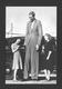 HUMOUR - INSOLITE - LE GÉANT ROBERT WADLOW  8 PIEDS ET 11 POUCES - LA PLUS GRANDE PERSONNE DE L'HISTOIRE AVEC 2 FILLES - Humour