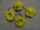 Vintage - Petit Lot De 4 Boutons Fleurs En Verre Années 50 - Boutons