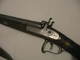 Delcampe - Lot 2xancien  Fusil Pouder Noire XIX - Casques & Coiffures