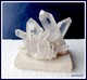 Gerbe De Pointes De CRISTAL DE ROCHE Montée Sur Socle -  8 X 7 X 5 Cm - Minéraux