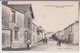 BOUAYE (44) : LA RUE DU PELLERIN VERS LA PLACE - MAISON MONNEREAU TONNELIER - CLICHE PEU COURANT ? - 2 SCANS - - Bouaye