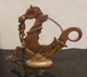 HIPPOCAMPE De VENISE - Seahorse From Venitia - Cheval De Mer  / Métal Dans Son Jus ( Laiton ??) H 21.5 Cm L 24,5 Cm - Bronzes