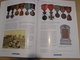 Delcampe - MILITARIA BELGICA 2016 Armée Belge Guerre 14 18 40 45 Obusier Médaille Campagne Afrique ACM Auto Canon Armement Portatif - War 1939-45