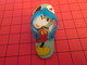 DIS-SPE Pin's Pins : BEAU ET RARE : DISNEY Très Grand Pin's CHAUSSURE DE PLAGE TONG MICKEY - Disney