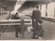 PHOTO ORIGINALE ( 13x18)  Gare Montparnasse  Greves Tournantes De La S.N.C.F - Lieux