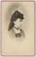 CDV 1870-80 M. & Mme Prod'hom à Bône (Algérie) . Jeune Femme Au Chapeau . Contour De La Cdv Dentelé Peu Courant . - Anciennes (Av. 1900)