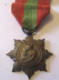 France - Médaille Famille Française En Bronze Avec Ruban - Non-attribuée - TBE - Professionnels / De Société